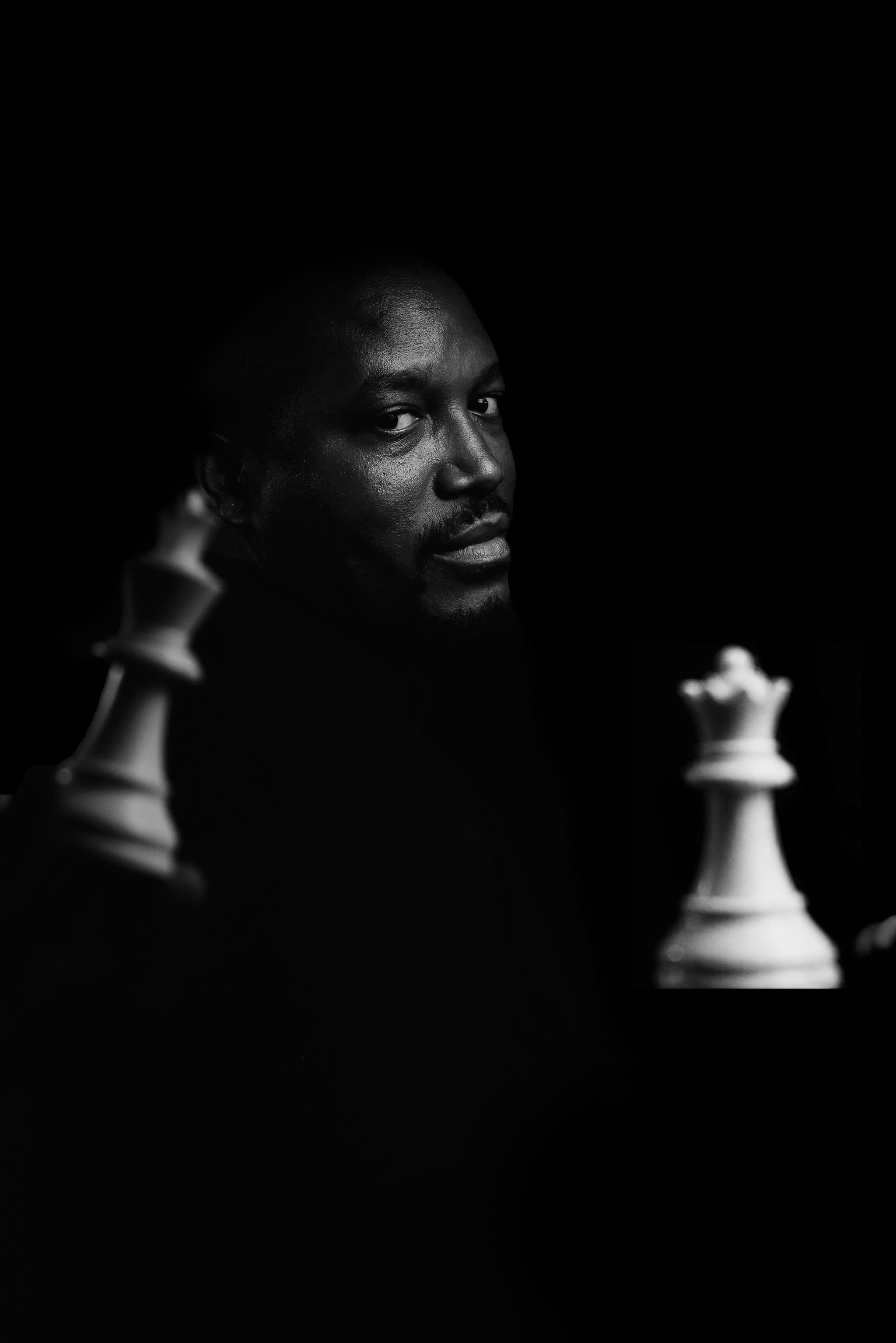 Guimarães Mahota — black-and-white portrait